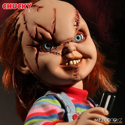 Pedido Figura Chucky (Talking / Parlante) - Bride of Chucky - Mezco Designer Serie marca Mezco Toyz 78003B escala 1/2 (38 cm)