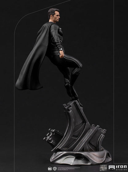 Pedido Estatua Superman (Black Suit) - Zack Snyder’s Justice League marca Iron Studios escala de arte 1/10