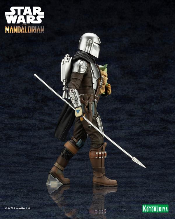 Pedido Estatua The Mandalorian & Grogu con Lanza Beskar - The Mandalorian - ArtFX+ marca Kotobukiya escala 1/10