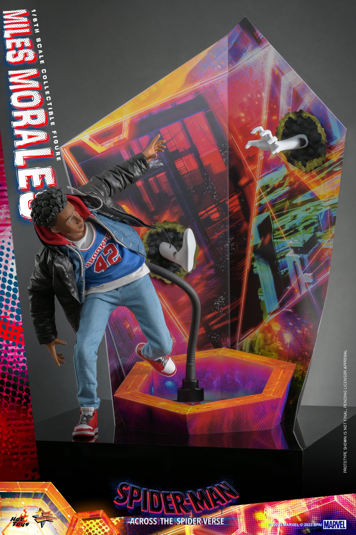 Preventa Figura Miles Morales - Spider-Man: Across the Spider-Verse marca Hot Toys MMS710 escala 1/6