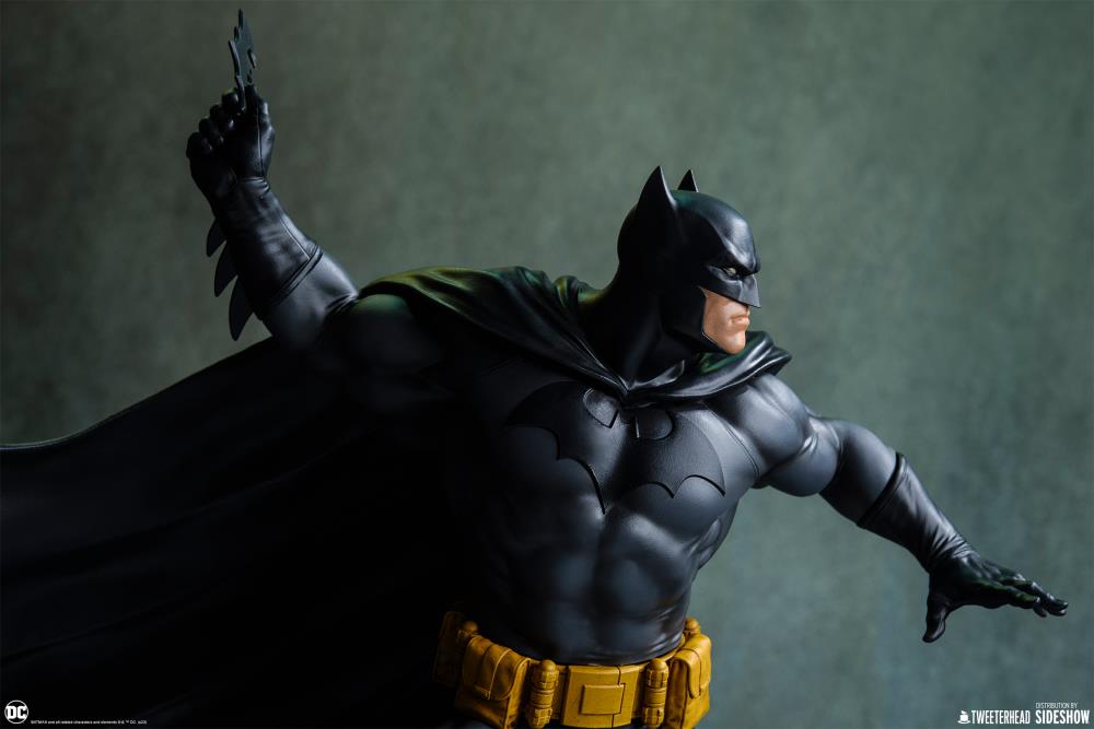 Preventa Estatua Batman (Black and Gray Edition) - DC Comics Maquette marca Tweeterhead escala 1/6