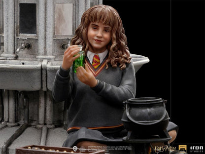 Pedido Estatua Hermione Granger (Polyjuice) (Deluxe) - Harry Potter and the Chamber of Secrets - Limited Edition marca Iron Studios escala de arte 1/10