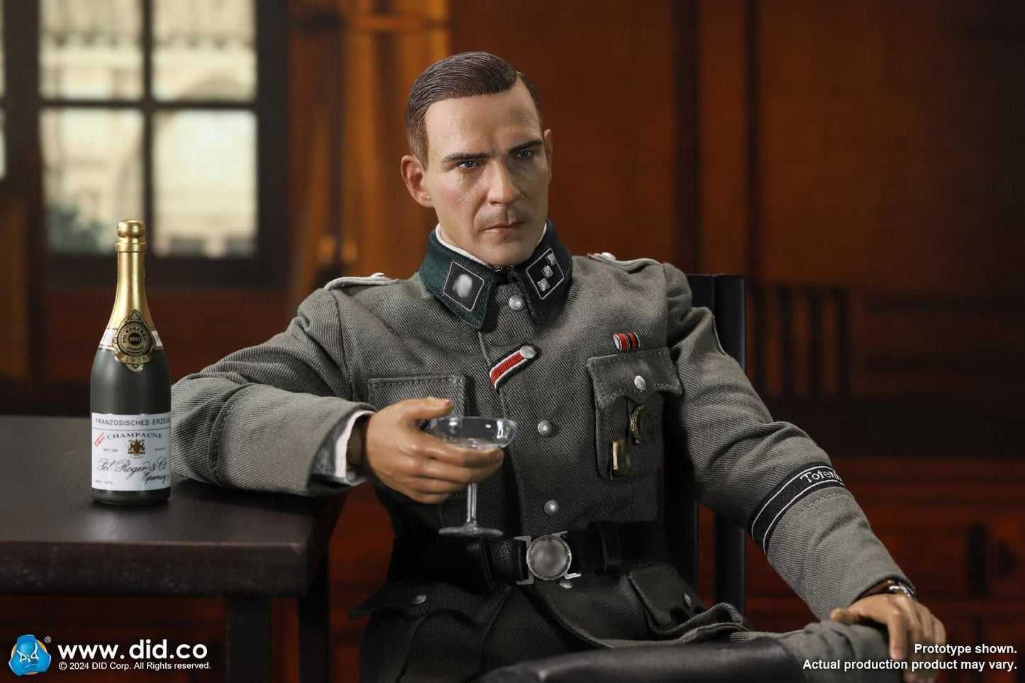 Pedido Figura Amon Göth - WWII German Officer marca DID D80178 escala 1/6