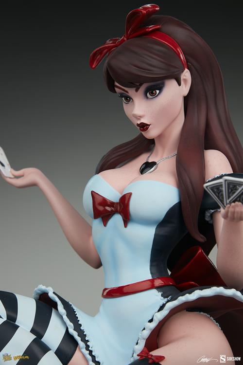 Pedido Estatua Alice in Wonderland (Game of Hearts Edition) - Fairytale Fantasies Collection marca Sideshow Collectibles (34.29 cm)