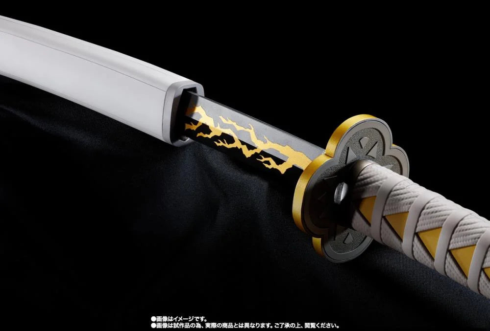 Pedido Prop Replica Espada Nichirin de Zenitsu Agatsuma - Demon Slayer: Kimetsu no Yaiba marca Bandai Spirits escala real 1/1