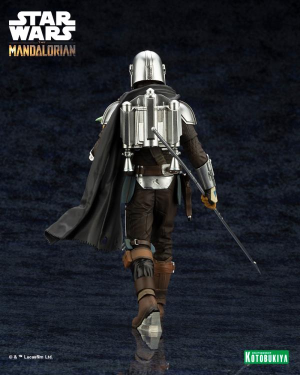 Pedido Estatua The Mandalorian & Grogu con Lanza Beskar - The Mandalorian - ArtFX+ marca Kotobukiya escala 1/10