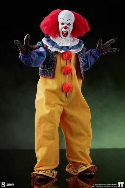 Preventa Figura Pennywise - IT (1990) marca Sideshow Collectibles #100479 escala 1/6