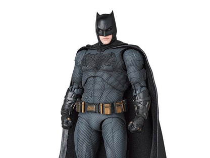 Preventa Figura Batman - Zack Snyder's Justice League - MAFEX marca Medicom Toy No.222 escala pequeña 1/12