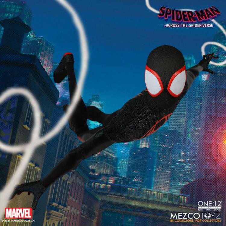 Preventa Figura Miles Morales - Spider-Man: Across the Spider-Verse - One:12 Collective marca Mezco Toyz 76631 escala pequeña 1/12