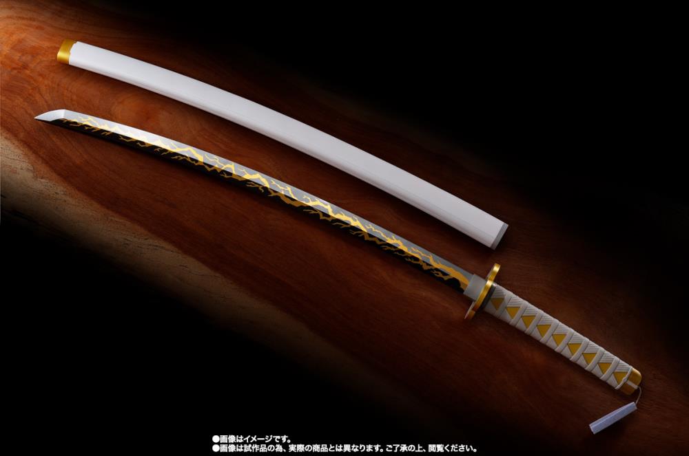 Pedido Prop Replica Espada Nichirin de Zenitsu Agatsuma - Demon Slayer: Kimetsu no Yaiba marca Bandai Spirits escala real 1/1