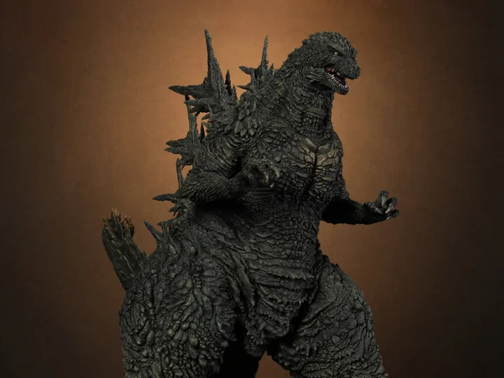 Preventa Estatua Godzilla - Godzilla: Minus One (2023) - Toho Series marca X-Plus (33 cm)