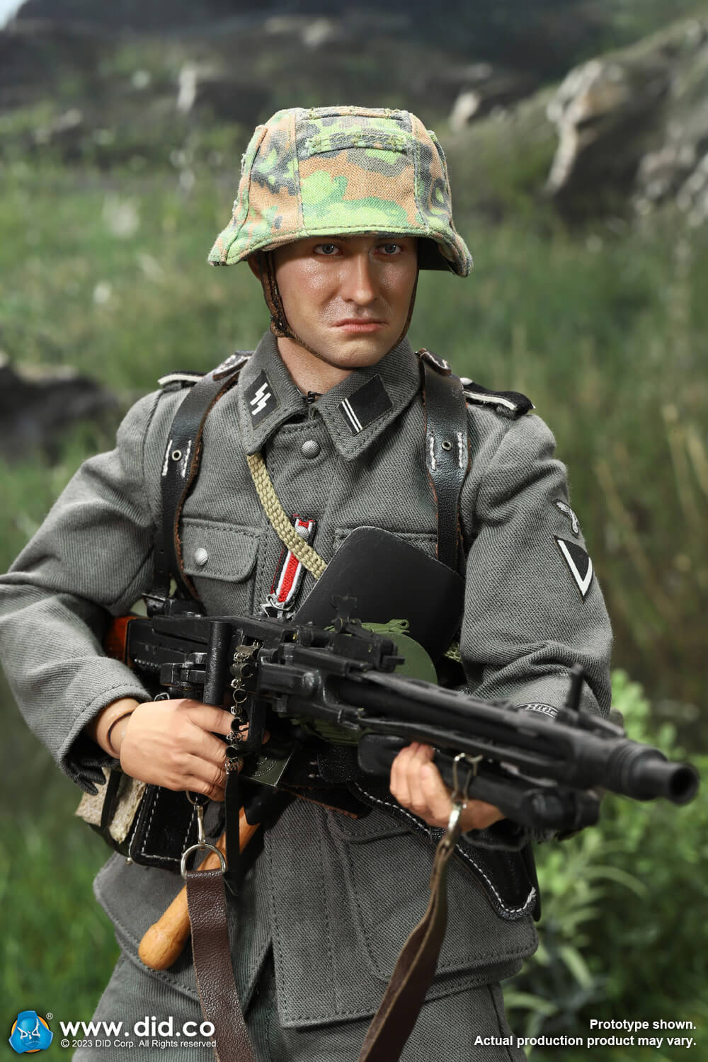 Pedido Figura MG42 Gunner Otto - WWII German 12th SS Panzer Division marca DID D80169 escala 1/6