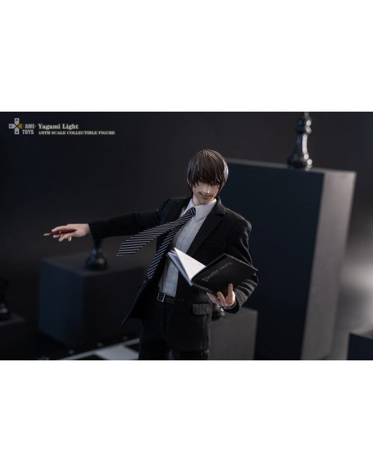 Pedido Set Cuerpo con traje para Yagami (2 versiones) marca Gametoys GT008A / GT008A-UP escala 1/6