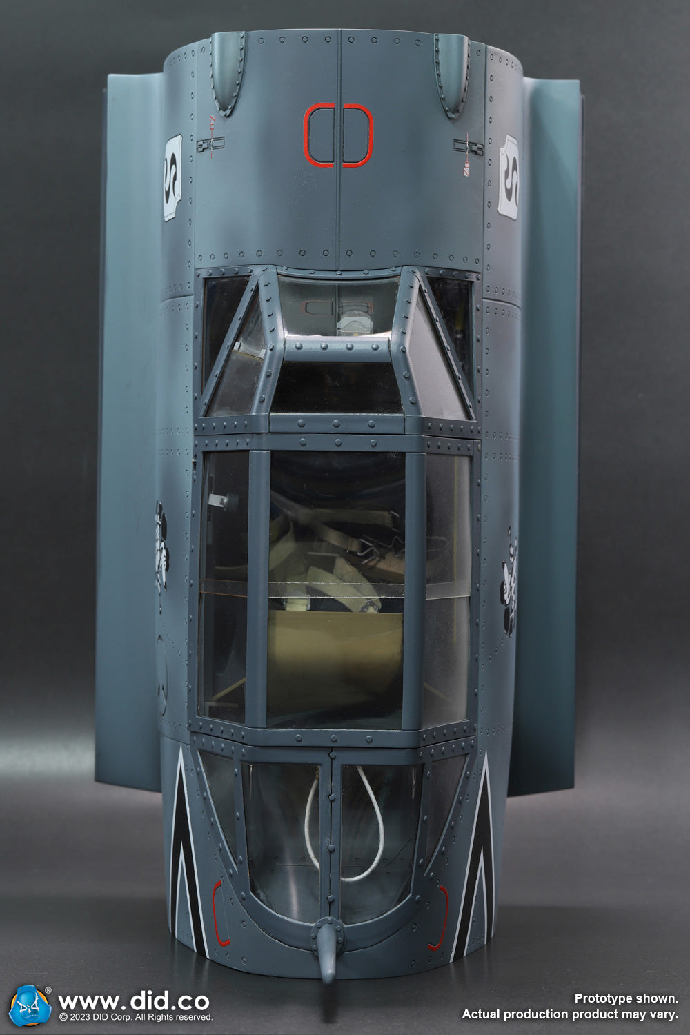 Preventa Base Diorama Cockpit/Cabina BF-109 (Grey Blue) marca DID E60065B escala 1/6