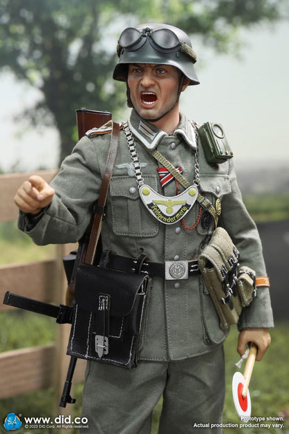 Pedido Figura Richard - WWII German Military Policeman marca DID D80166 escala 1/6