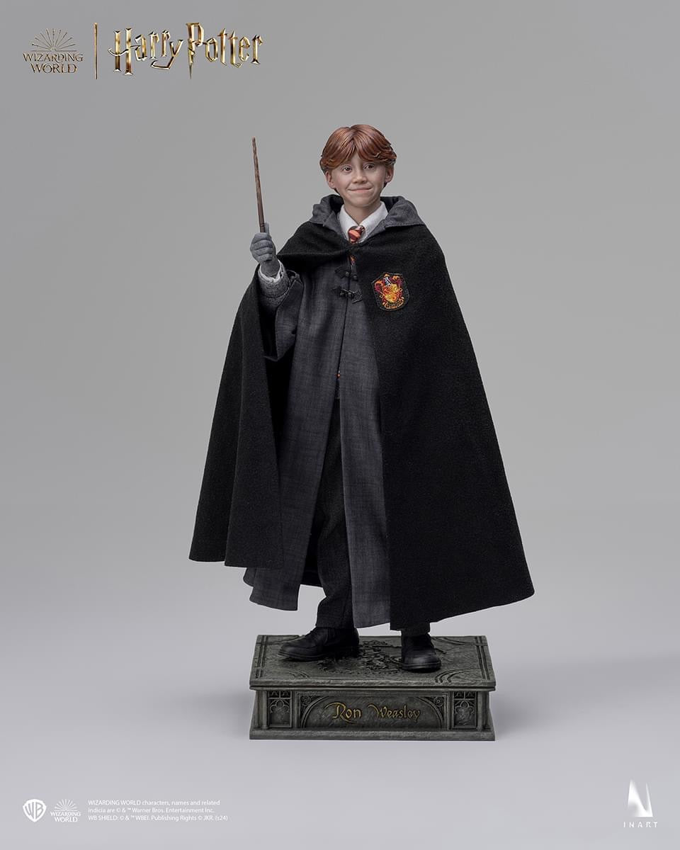 Preventa Figura Ron Weasley - Hogwarts School Uniform (Standard Edition) (Cabello Esculpido) marca Inart AG010S1 escala 1/6