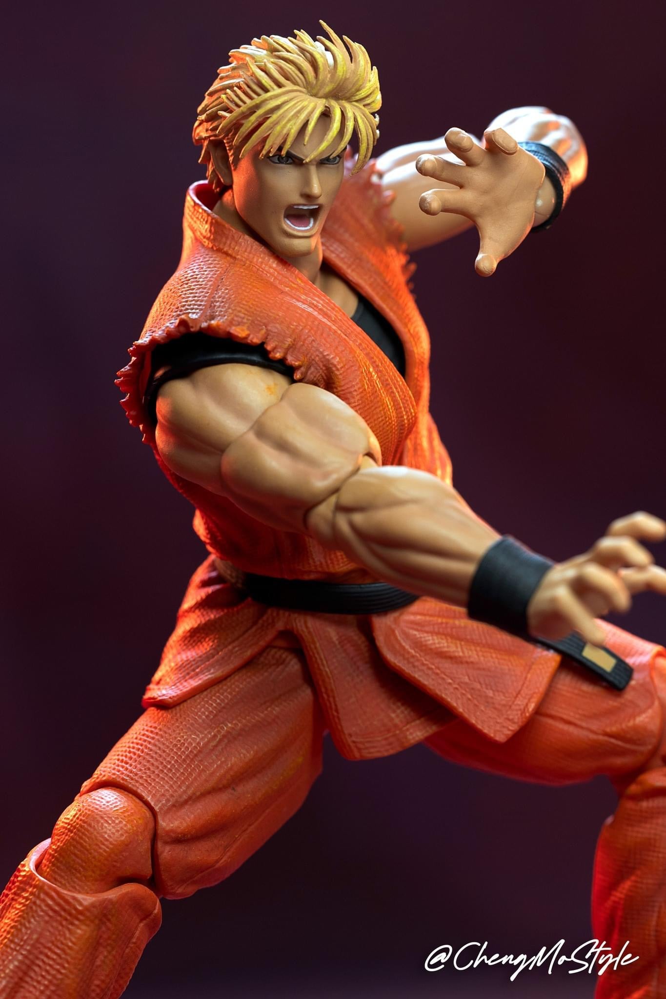 Pedido Figura Ryo Sakazaki - The King of Fighters '98: Ultimate Match marca Storm Collectibles SKKF09 escala pequeña 1/12