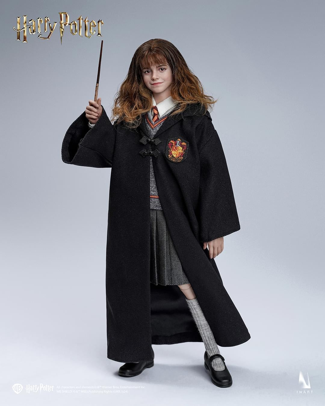 Preventa Figura Hermione Granger (cabello enraizado) - Hogwarts School Uniform marca Inart AG011D1 escala 1/6