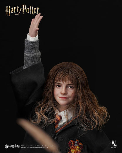 Preventa Figura Hermione Granger (cabello enraizado) - Hogwarts School Uniform marca Inart AG011D1 escala 1/6