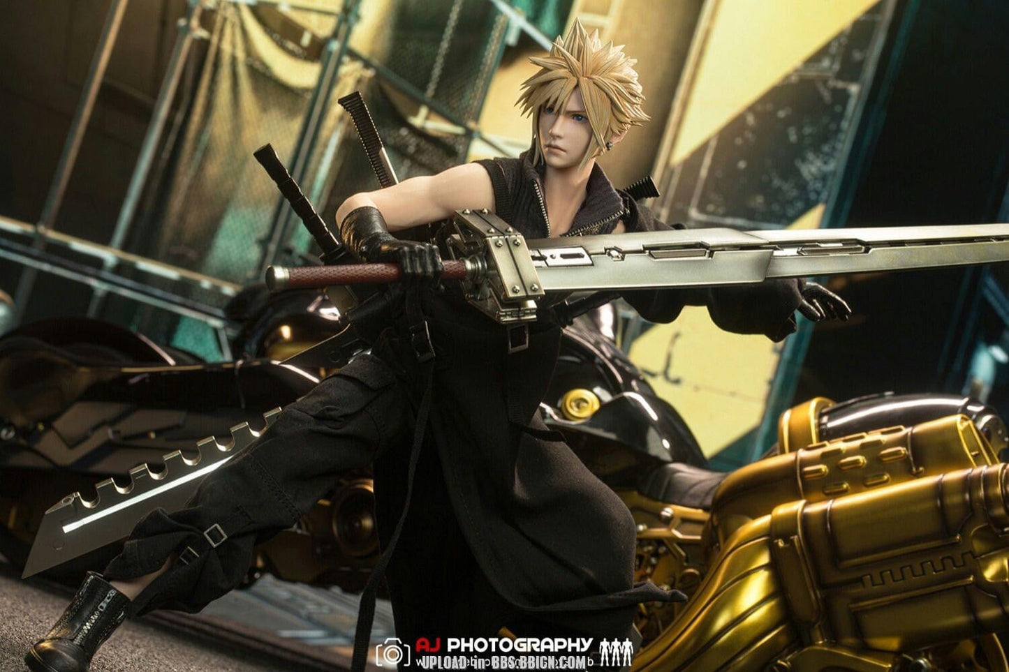 Pedido Figuras Limitadas Cloud y Fenrir (Deluxe Set) marca GAMETOYS GT-006C escala 1/6