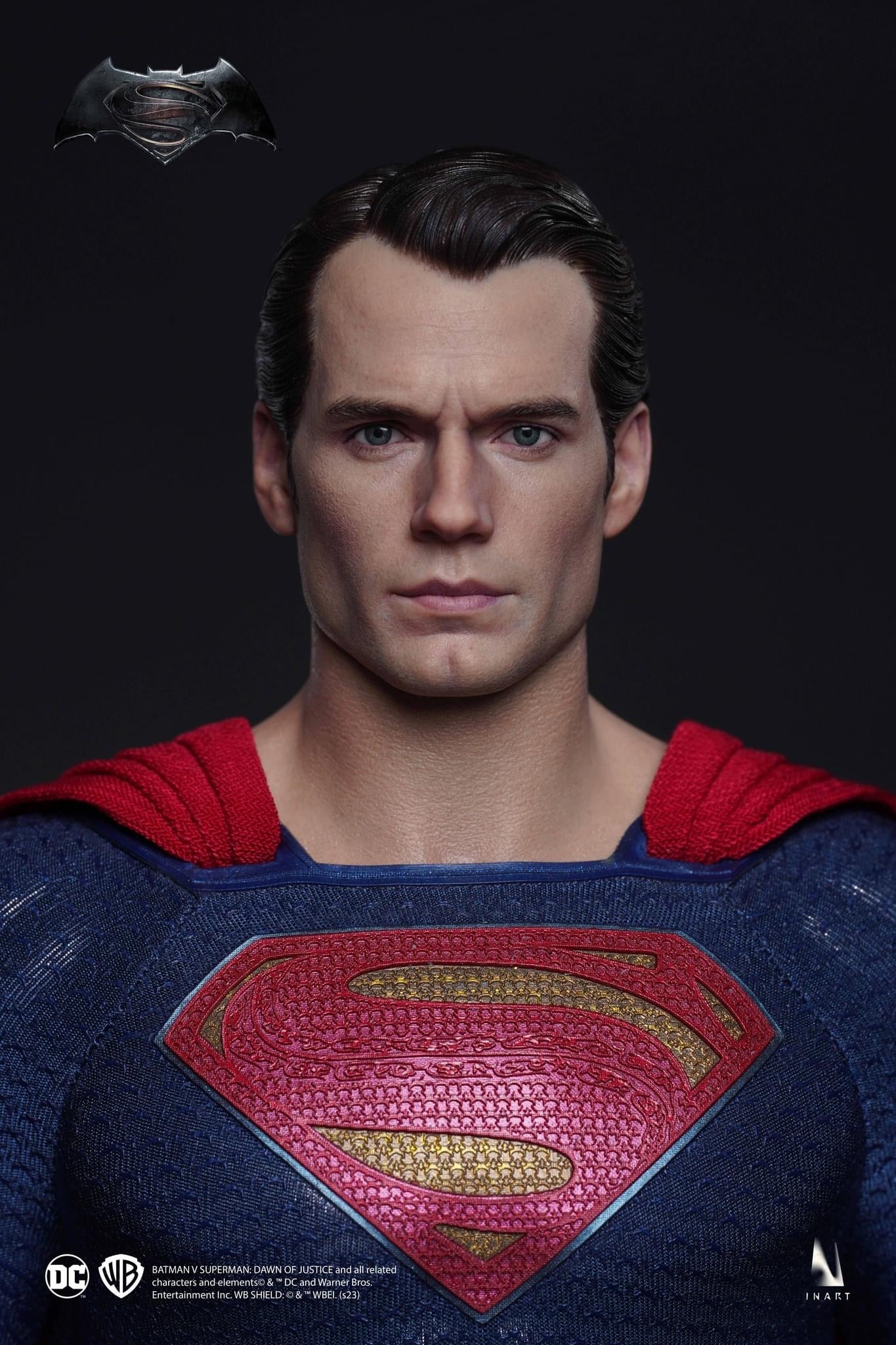 Preventa Figura Superman - Batman v Superman: Dawn of Justice marca Inart Queen Studios AG007 escala 1/6