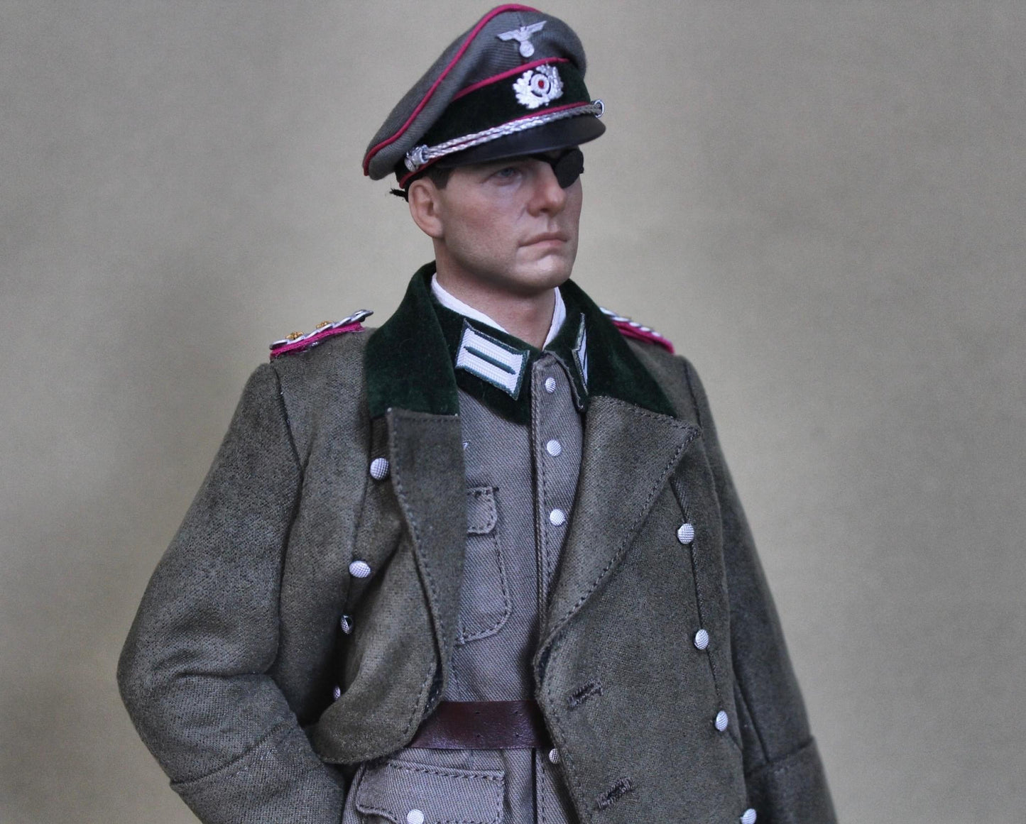 Pedido Figura Claus Von Stauffenberg - Operation Valkyrie (Special Edition) marca Facepool FP011B escala 1/6