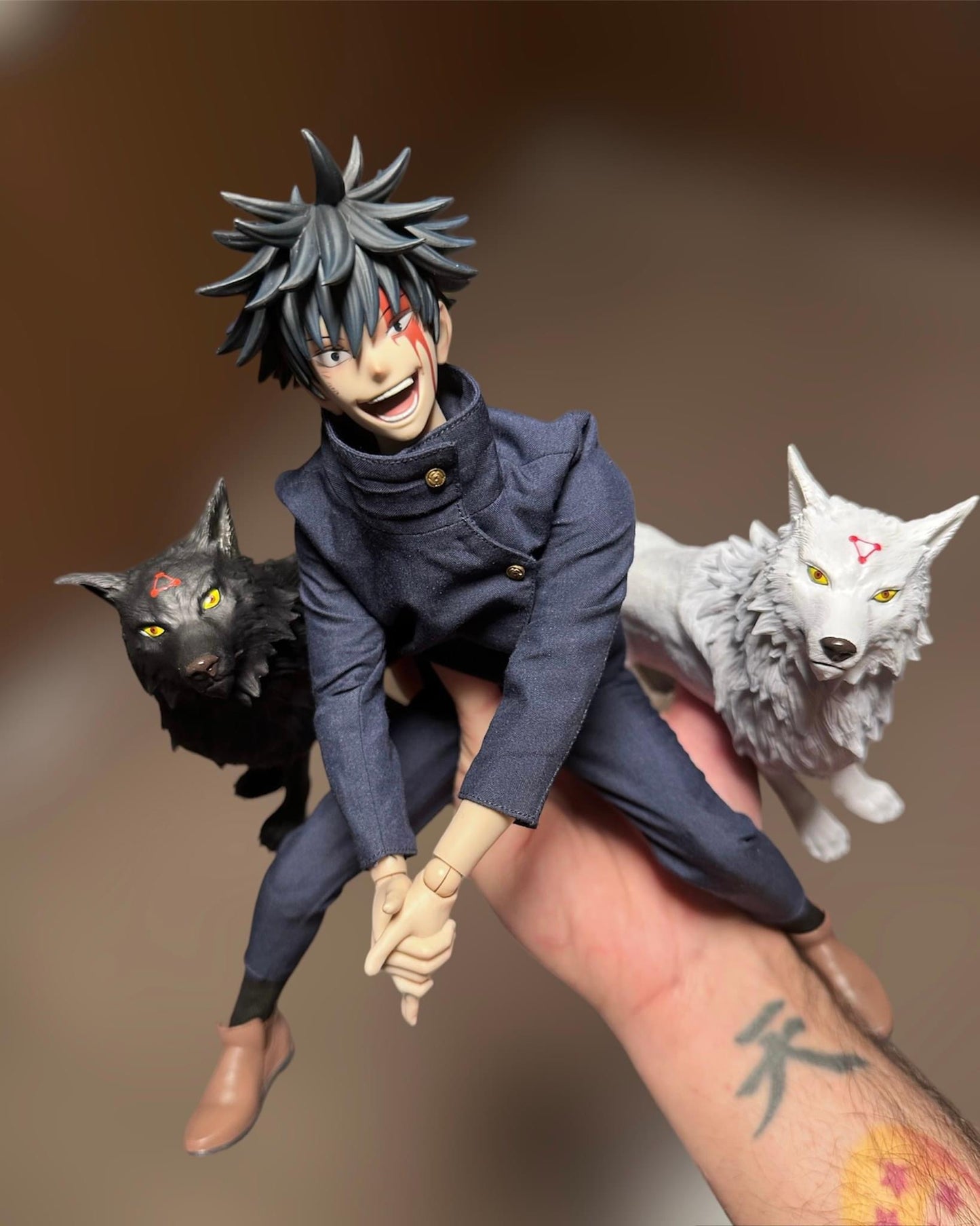 Pedido Figura Fushiguro Megumi - Jujutsu Kaisen marca Asmus JJKS03A escala 1/6