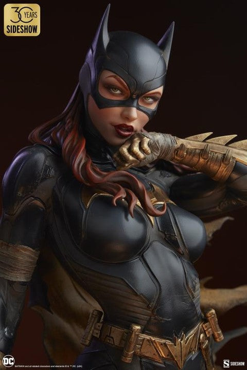 Preventa Estatua Batgirl - DC Comics marca Sideshow Collectibles Premium Format (55.29 cm)