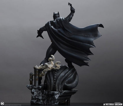 Preventa Estatua Batman (Black and Gray Edition) - DC Comics Maquette marca Tweeterhead escala 1/6