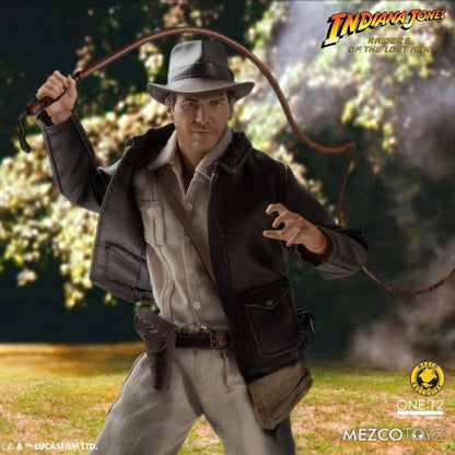 Preventa Figura Indiana Jones (Exclusive Edition) - Raiders of the Lost Ark - One:12 Collective marca Mezco Toyz 77650 escala pequeña 1/12