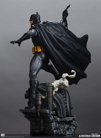 Preventa Estatua Batman (Black and Gray Edition) - DC Comics Maquette marca Tweeterhead escala 1/6