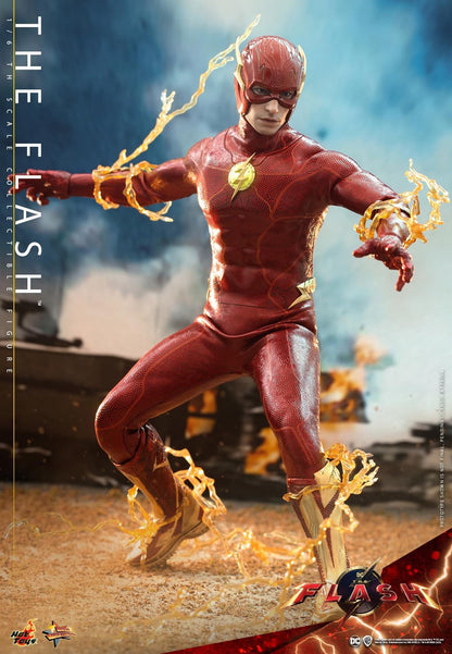 Preventa Figura THE FLASH (Special Edition - incluye Anillo tamaño real) - The Flash marca Hot Toys MMS713B escala 1/6