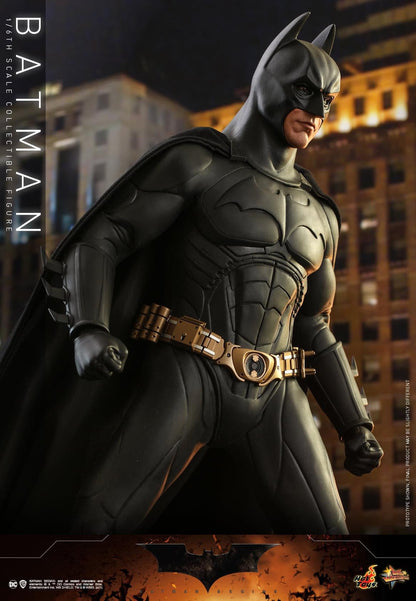 Pedido Figura Batman 2.0 - Batman Begins (Exclusiva) marca Hot Toys MMS595 escala 1/6