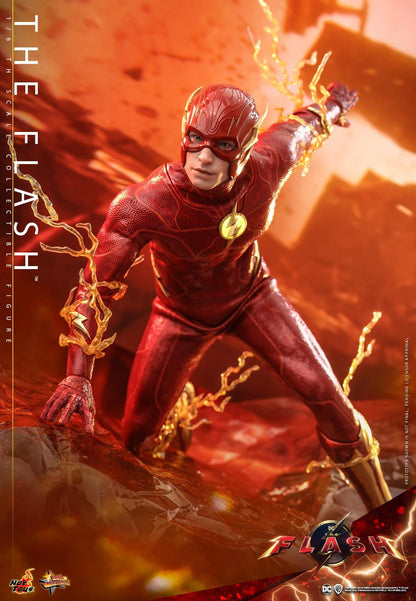 Preventa Figura THE FLASH (Special Edition - incluye Anillo tamaño real) - The Flash marca Hot Toys MMS713B escala 1/6