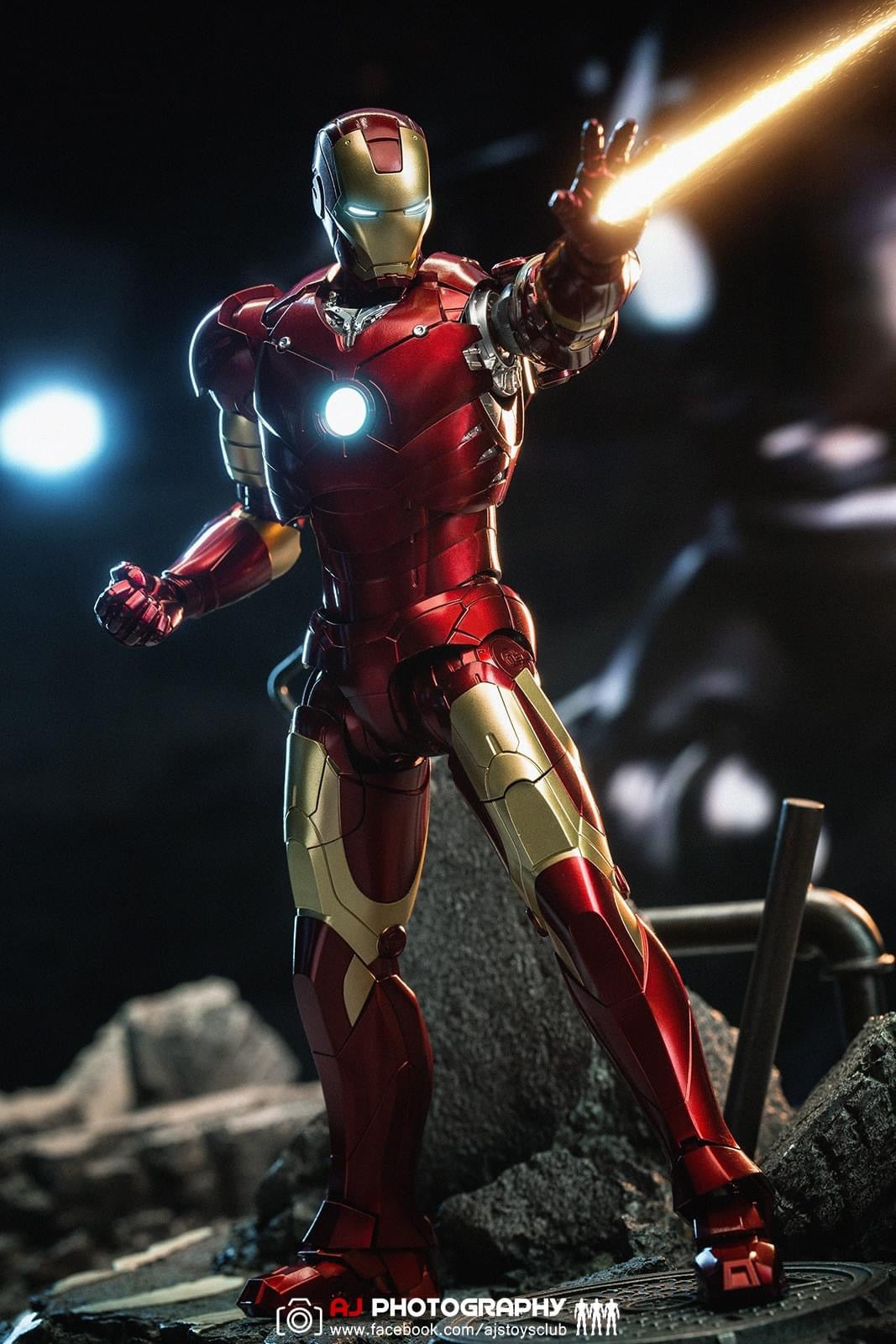 Pedido Figura DLX Iron Man Mark 3 - Avengers: The Infinity Saga marca Threezero 3Z02530H0 escala pequeña 1/12