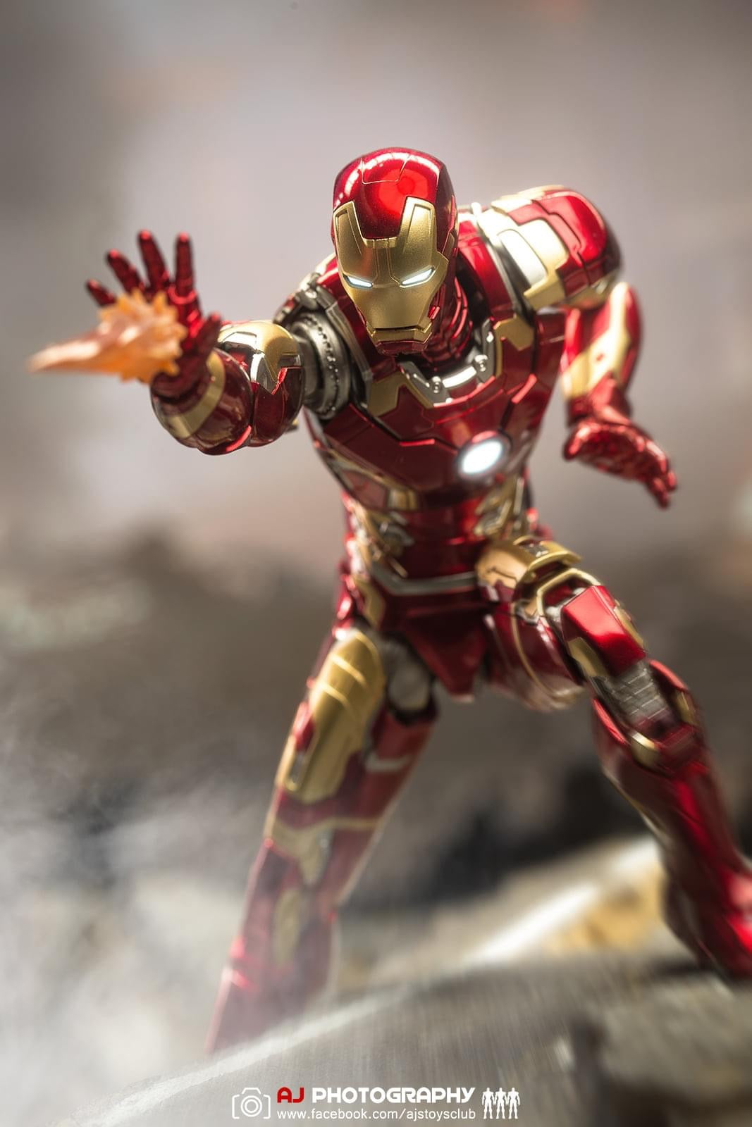 Pedido Figura DLX Iron Man Mark 43 - Avengers Infinity Saga marca Threezero 3Z0247 escala pequeña 1/12