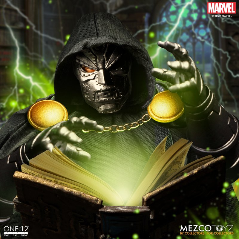 Pedido Figura Doctor Doom - One:12 Collective marca Mezco Toyz 77272 escala pequeña 1/12