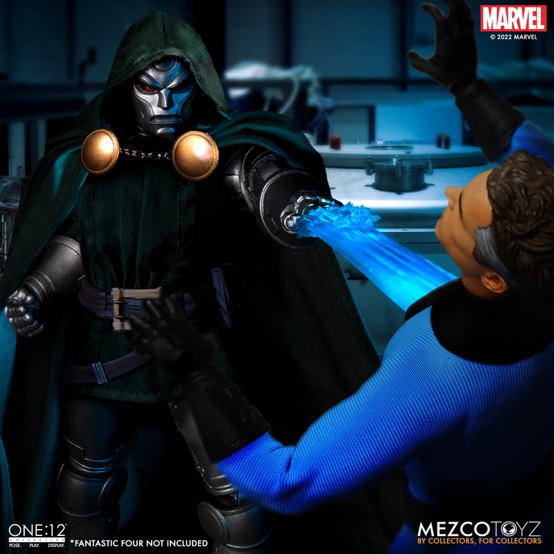 Pedido Figura Doctor Doom - One:12 Collective marca Mezco Toyz 77272 escala pequeña 1/12