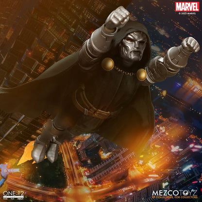 Pedido Figura Doctor Doom - One:12 Collective marca Mezco Toyz 77272 escala pequeña 1/12