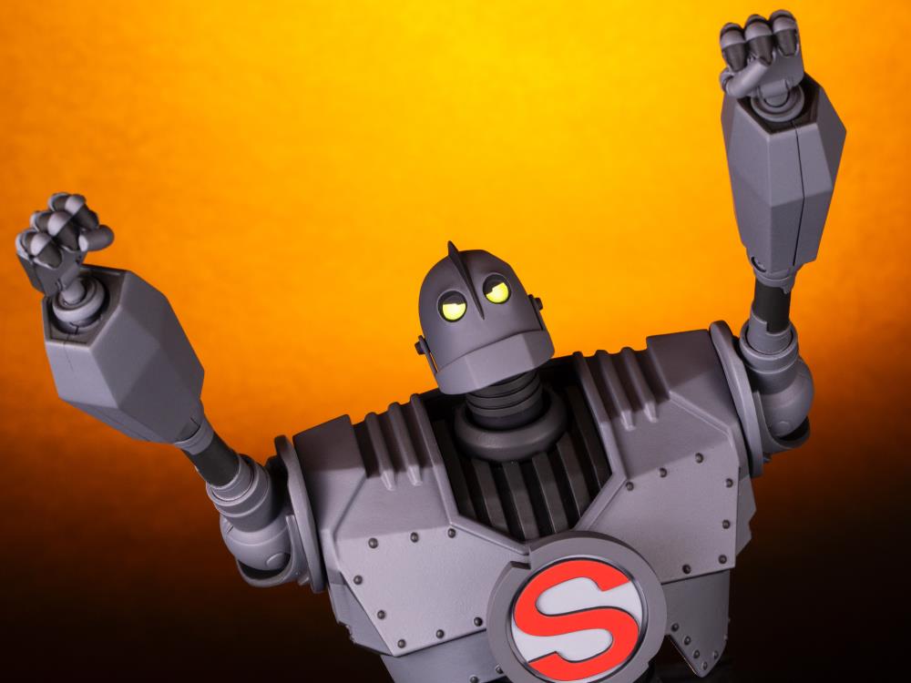 Pedido Figura Robot Iron Giant marca Mondo (31.75 cm)