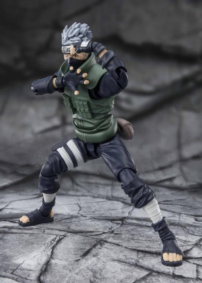 Pedido Figura Kakashi Hatake (Famed Sharingan Hero) - Naruto: Shippuden - S.H.Figuarts marca Bandai Spirits escala pequeña 1/12