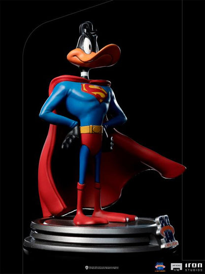 Pedido Estatua Duck Superman - Space Jam: A New Legacy - marca Iron Studios escala de arte 1/10