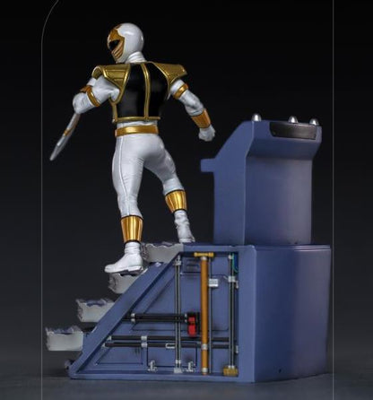 Pedido Estatua White Ranger - Mighty Morphin Power Rangers - Battle Diorama Series (BDS) - marca Iron Studios escala de arte 1/10