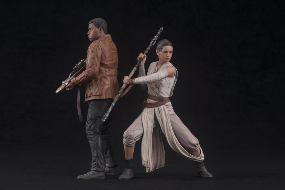 Pedido Estatua Rey & Finn Set - Star Wars: The Force Awakens - ArtFX + marca Kotobukiya escala 1/10