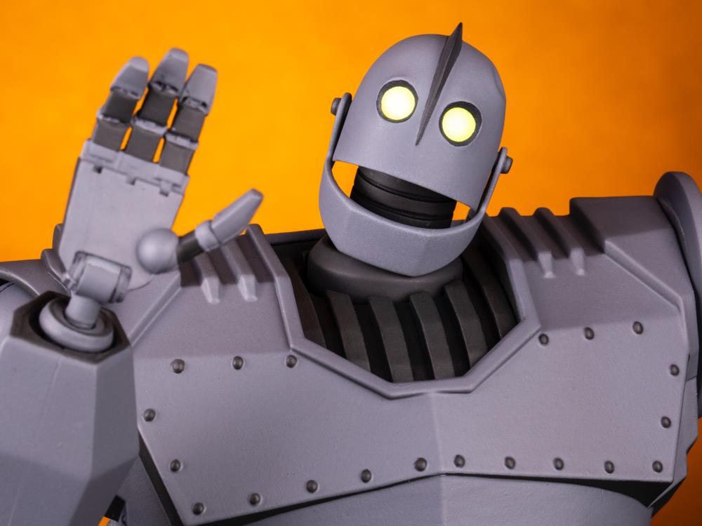 Pedido Figura Robot Iron Giant marca Mondo (31.75 cm)