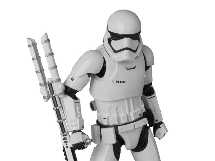 Pedido Figura First Order Stormtrooper - Star Wars: The Force Awakens - MAFEX marca Medicom Toy No.021 escala pequeña 1/12