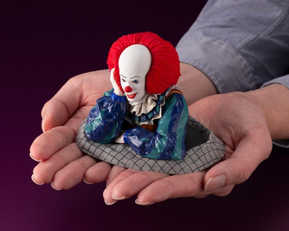 Pedido Estatua Pennywise (1990) - IT Dokodemo - ArtFX marca Kotobukiya escala 1/6