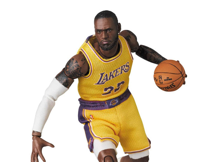 Pedido Figura LeBron James - MAFEX marca Medicom Toy No.127 escala pequeña 1/12