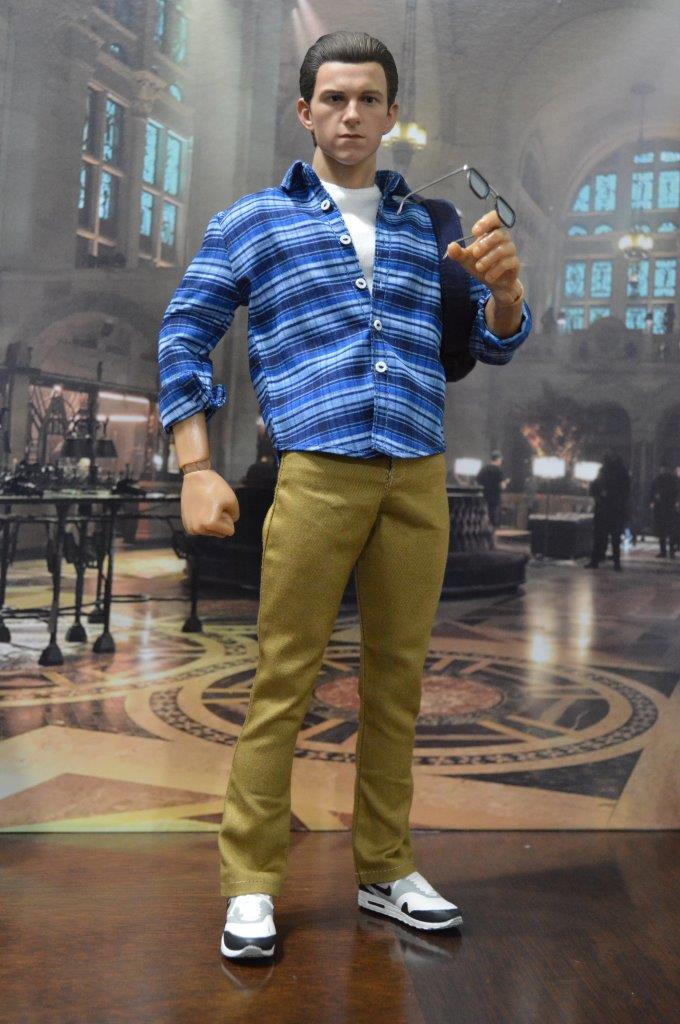 Figura B - Peter marca EM Custom Studios escala 1/6