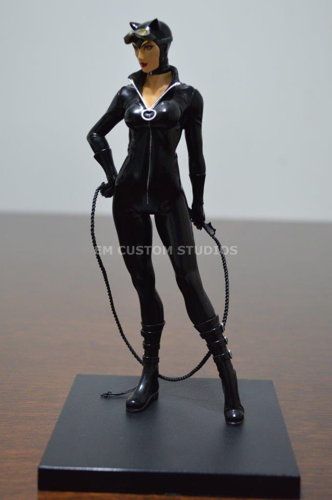 [EN STOCK] Estatua Catwoman - The New 52 marca Kotobukiya serie ArtFX escala 1/10